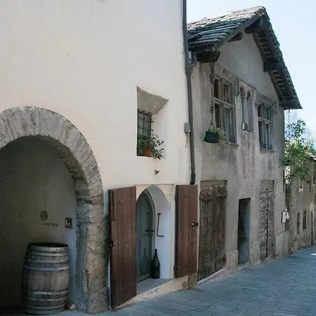 Casa Ciuca ホステル バール