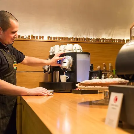 Casa Ciuca Auberge de jeunesse *